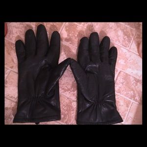 Black Real leather gloves